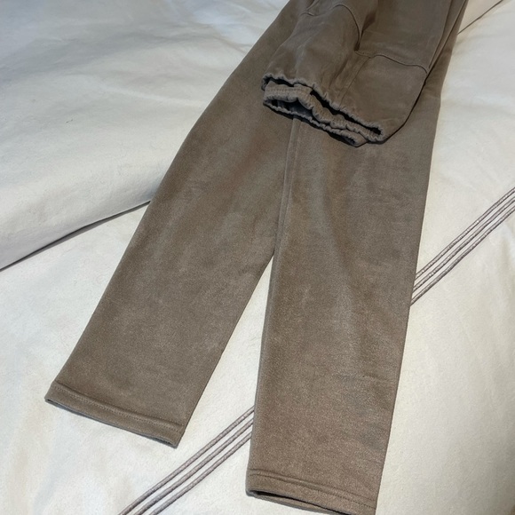 Aritzia Wilfred Free Daria pant in beige suede - Picture 5 of 8